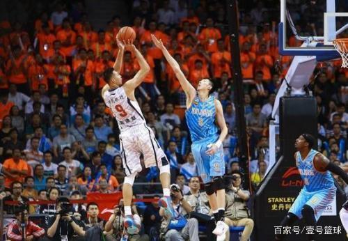 从他初入英 从他初入英