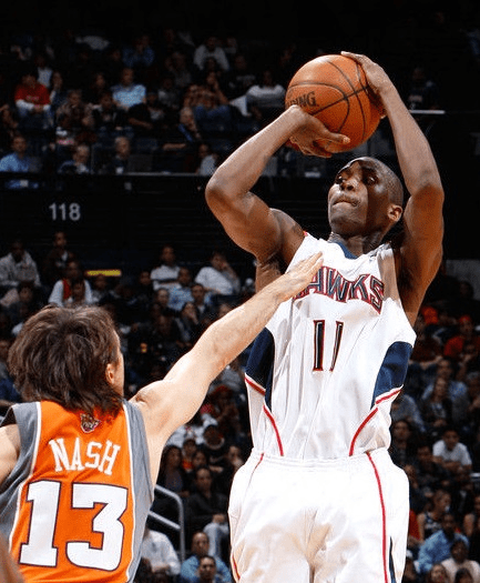 库里顺势抛 库里顺势抛